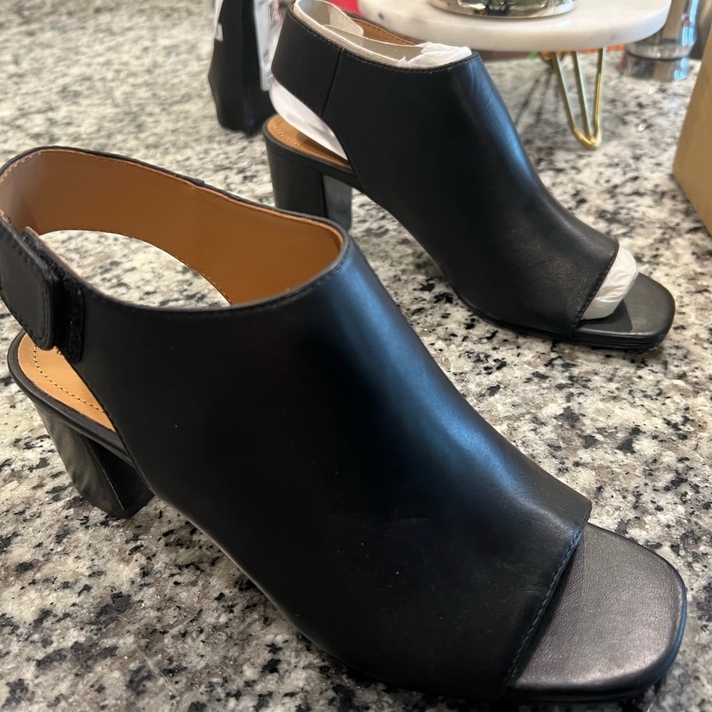 Johnston & Murphy Black Open-Toe Heels